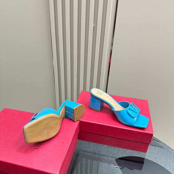 Vogo Signature High Shine Open Toe Sandals In Blue Glossy Lambskin 839817