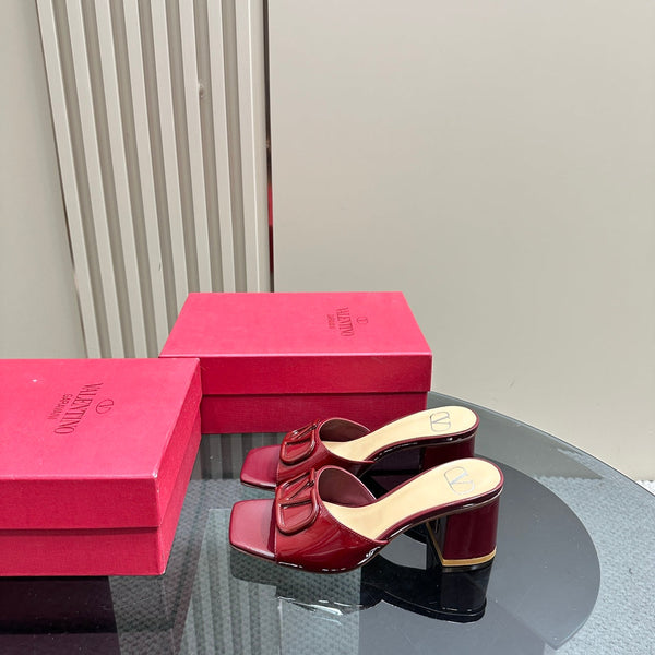 Vogo Signature High Shine Open Toe Sandals In Burgundy Glossy Lambskin 839829