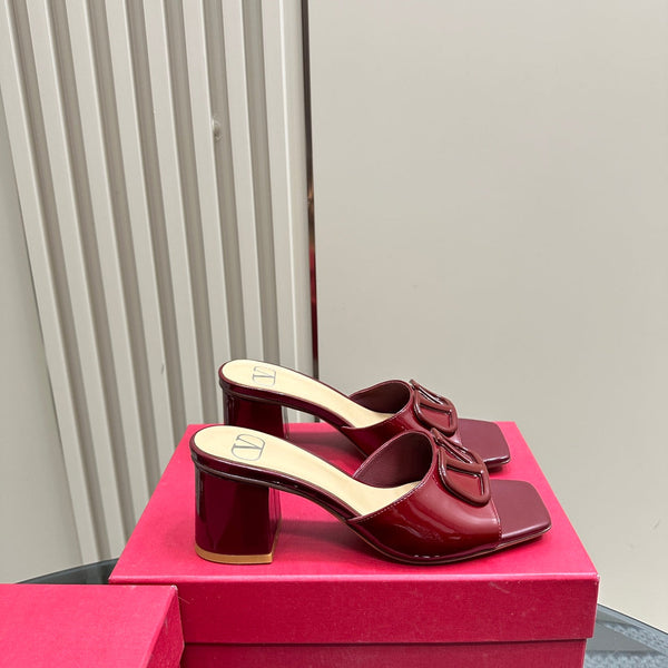 Vogo Signature High Shine Open Toe Sandals In Burgundy Glossy Lambskin 839829