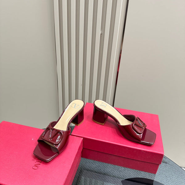 Vogo Signature High Shine Open Toe Sandals In Burgundy Glossy Lambskin 839829