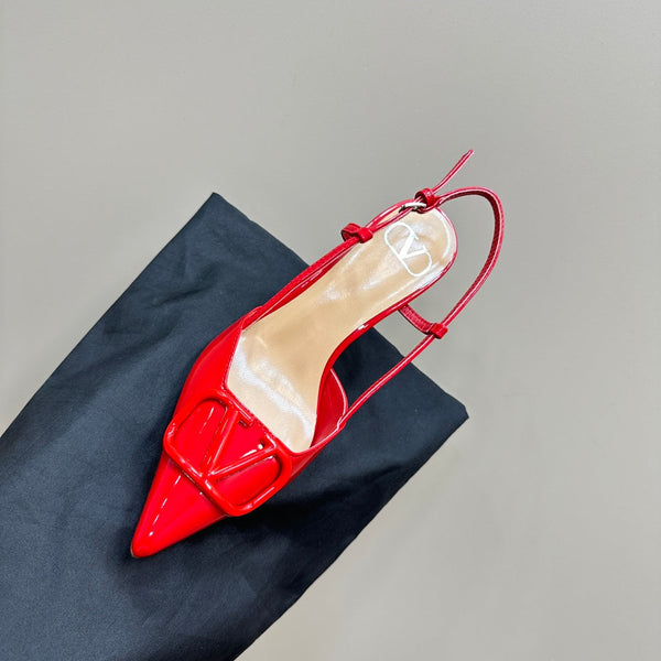 DÉCOLLETÉ SLINGBACK IN VERNICE ROSSO CILIEGIA VLOGO SIGNATURUE 80MM