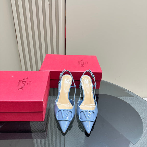 VLOGO SIGNATURE ELECTRIC BLUE PATENT LEATHER SLINGBACK PUMP 80MM