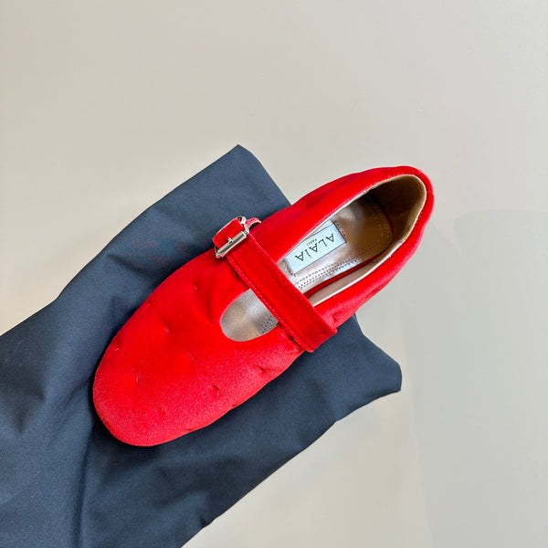 ALAIA BALLET FLATS IN CHERRY RED VELVET