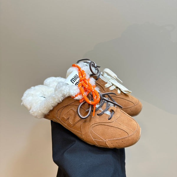 Miu x Balance 530 SL Mule Marrone Giallo Scamosciato