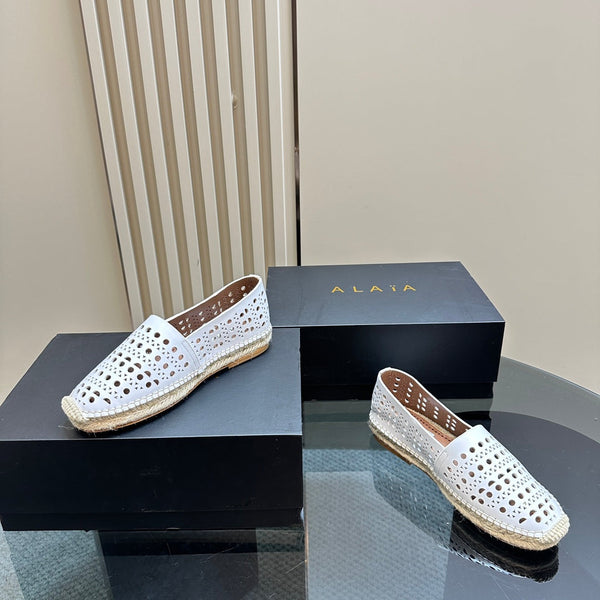 Alaila Vienne Espadrilles In White Cowhide 946258