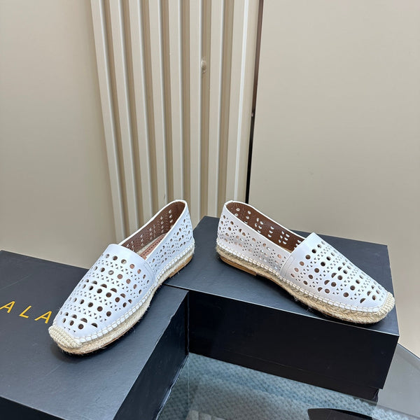 Alaila Vienne Espadrilles In White Cowhide 946258