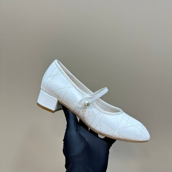 CD Ballet Pump White Soft Cowhide