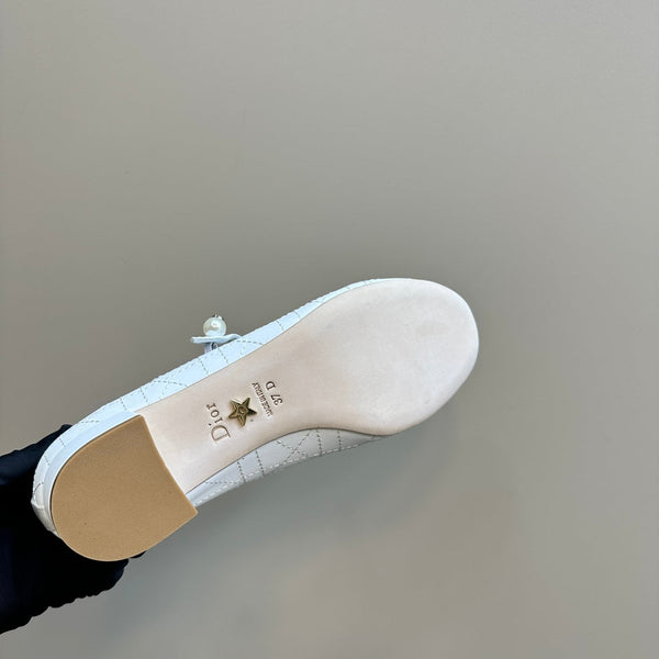 CD Ballet Pump White Soft Cowhide