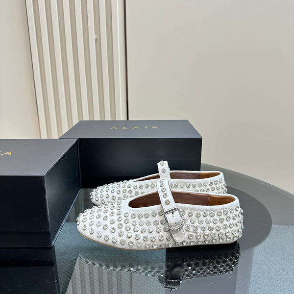 Alaia Strass Suede Ballet Flats In White 999322