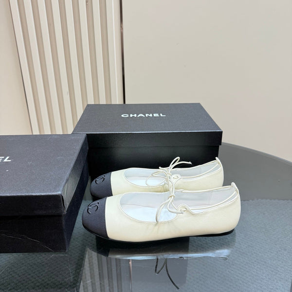 CC 25 Mary Jane Flat Beige Cream Leather with Fabric 239407