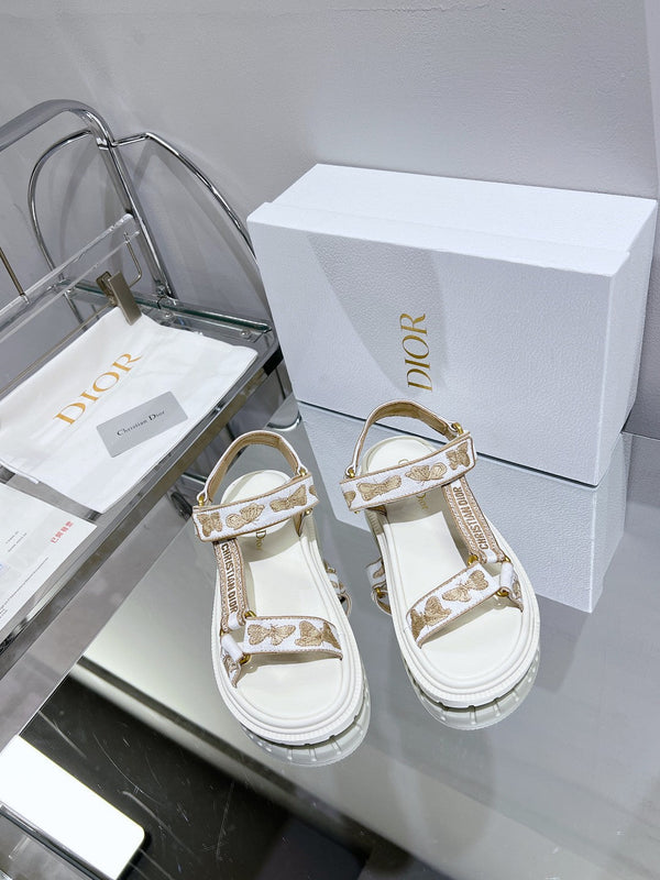 CD D-Wave Sandal In Dark Beige Mix White Cowhide 100757