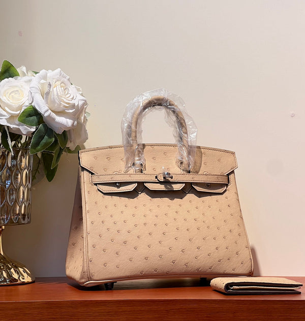 KELLY SELLIER 25 BAG IN CAMEL BEIGE OSTRICH LEATHER WITH SILVER HARDWARE (MADE - TO - ODER)