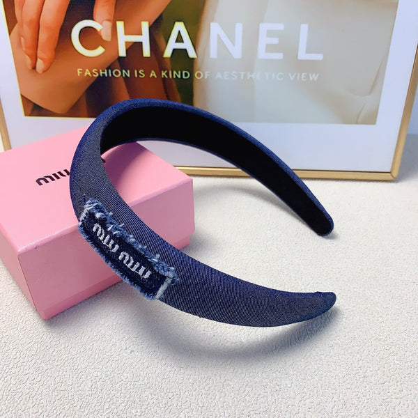 CERCHIETTO PER CAPELLI SPESSO IN DENIM BLU CLASSICO CON LOGO RICAMATO 217589