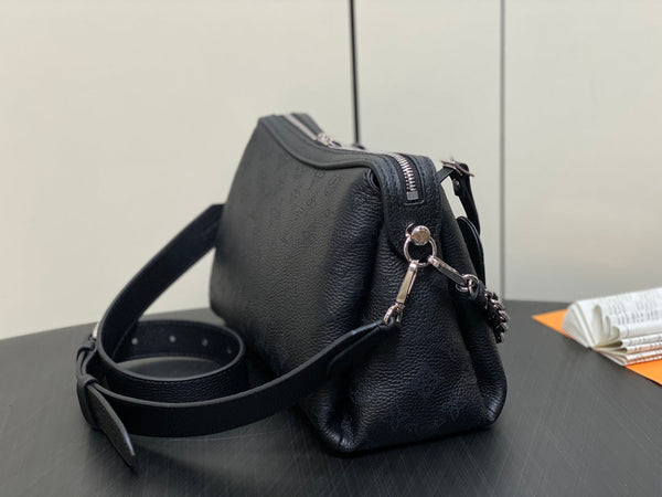 consegnalo a tutti pm 29cm pelle di vitello mahina nera