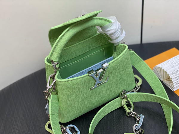 CAPUCINES MINI 21 VERDE TAURILLON TURCHESE ARGENTO HARDWARE