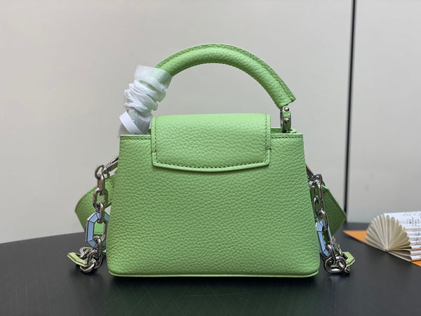 CAPUCINES MINI 21 VERDE TAURILLON TURCHESE ARGENTO HARDWARE