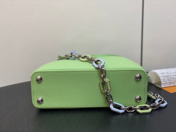 CAPUCINES BB 27 VERDE TAURILLON TURCHESE ARGENTO HARDWARE