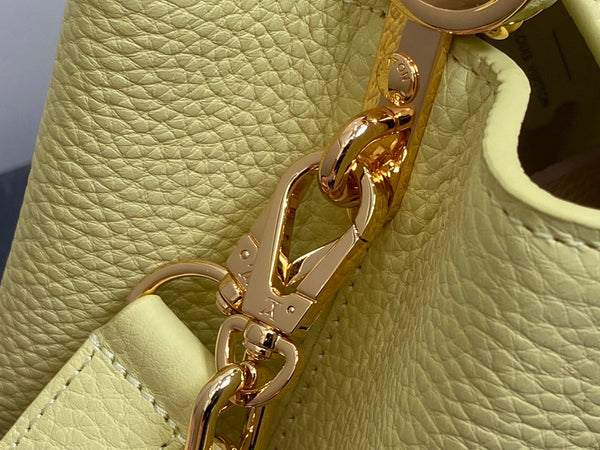 capucines mm 31.5 pelle taurillon gialla hardware dorato