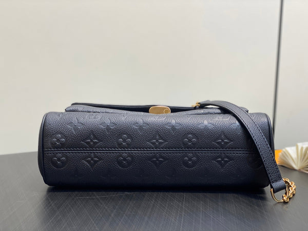 LV Anytime Flap Bag 29.5cm Black Calfskin