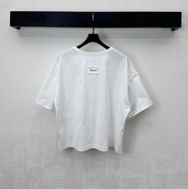 CC SS26 Tee court brodé au laser en coton blanc 350313