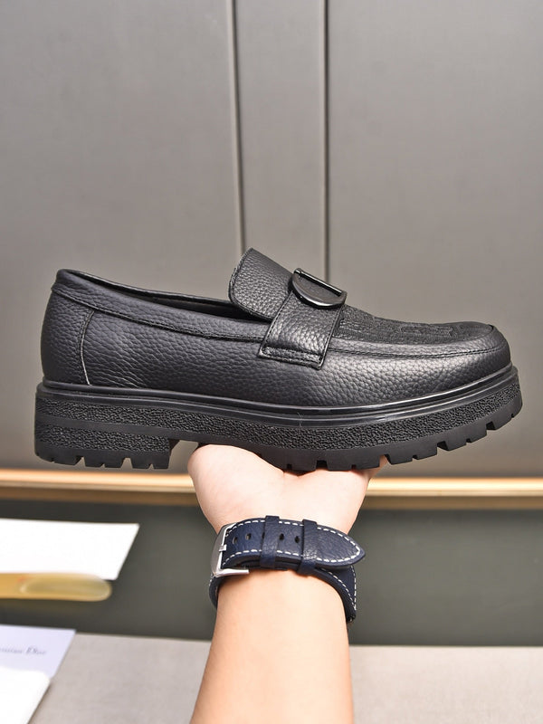 CD SYMBOL EXPLORER LOAFER BLACK GRAINED CALFSKIN