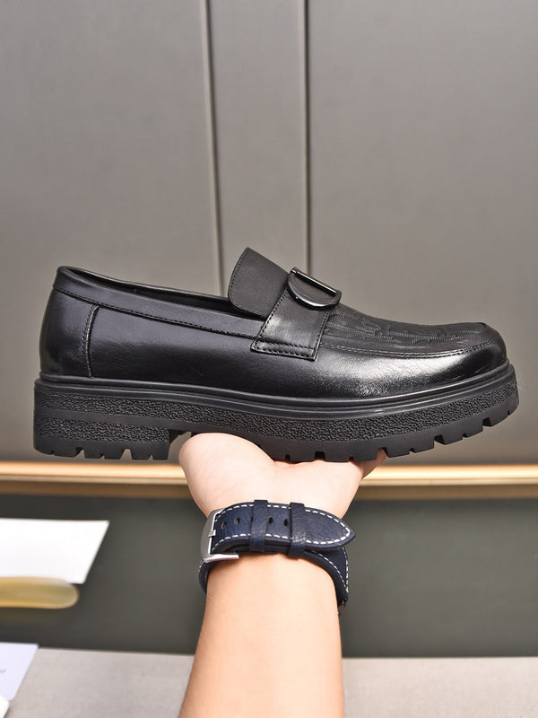 CD SYMBOL EXPLORER LOAFER NERO IN PELLE DI VITELLO CON MONOGRAMMA