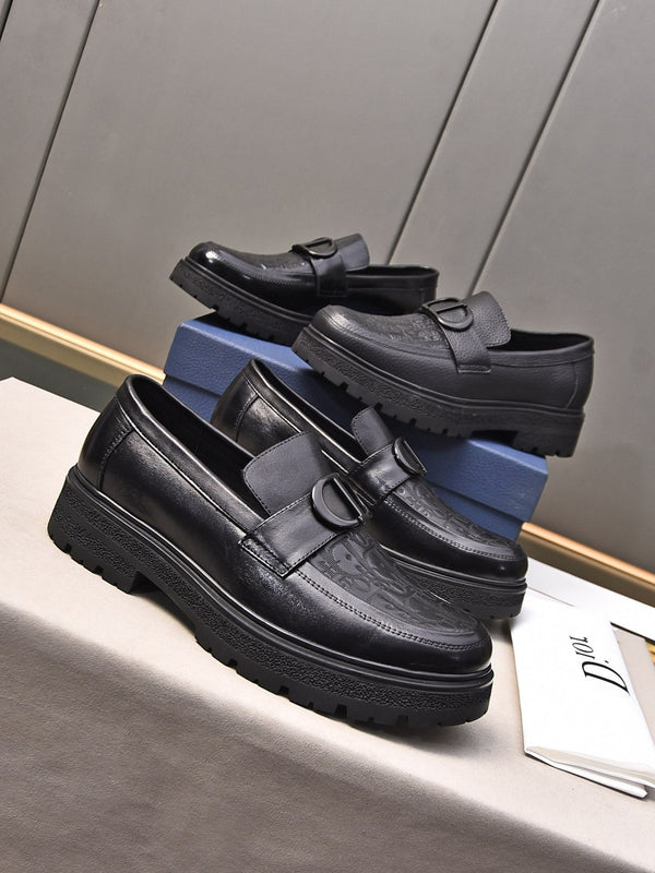 CD SYMBOL EXPLORER LOAFER NERO IN PELLE DI VITELLO CON MONOGRAMMA