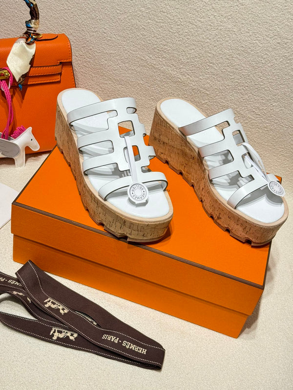 SANDALO ISABELLA IN PELLE DI VITELLO BIANCA