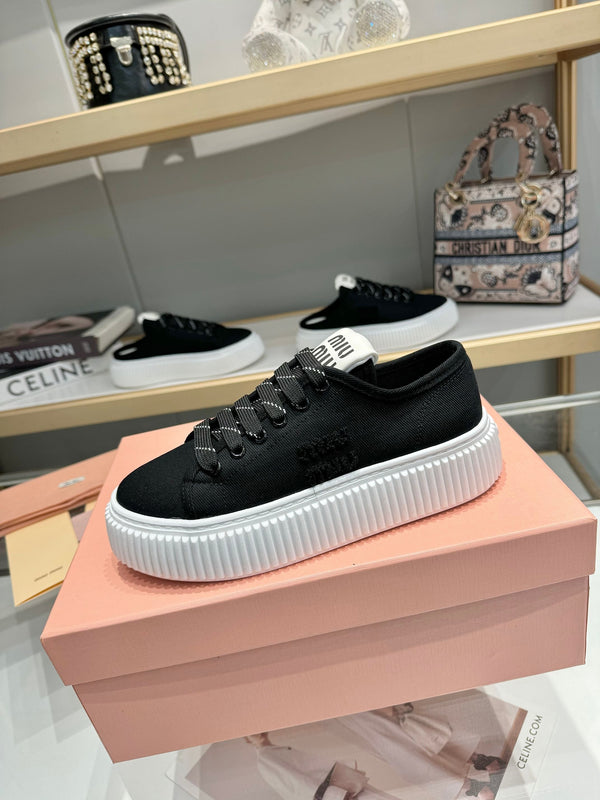 Miu logo-patch sneakers 45mm Black Canvas 456831