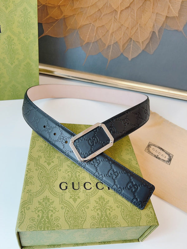 Gucci Signature Belt Sliver Buckle 40mm Black Embossed Leather