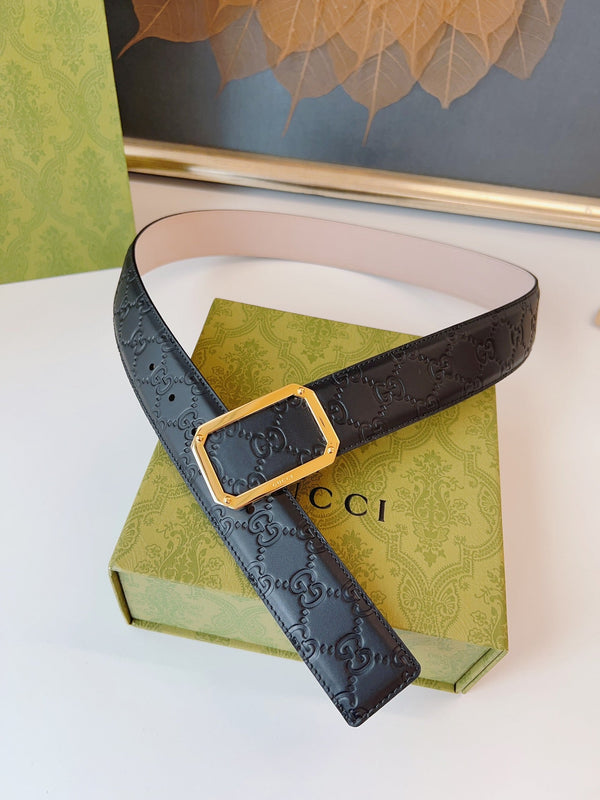 Gucci Signature Belt Gold Buckle 40mm Black Embossed Leather