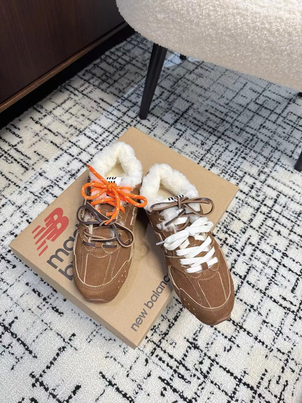 Sneakers Miu Balance 530 SL fodera in pile scamosciato marrone scuro