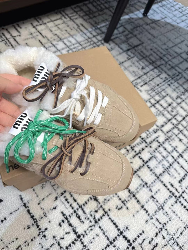 Sneakers Miu Balance 530 SL con fodera in pile e camoscio marrone chiaro