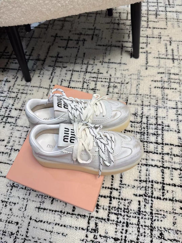 Sneakers Miu in pelle bianca fumo