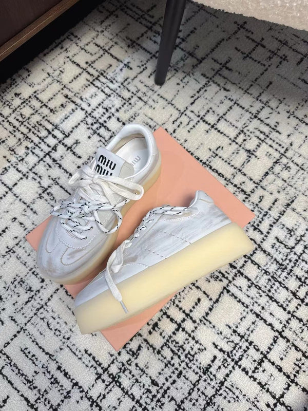 Miu Sneakers Balance Smoky Bianco Vitello