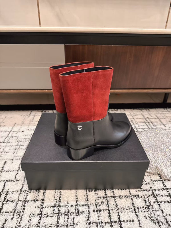 Chanel 25A Stivali invernali nuovi bassi in pelle di vacchetta nera rossa 393514