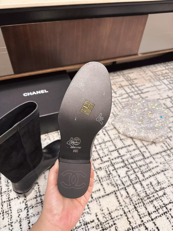 Chanel 25A Winter New Hight Boots Black Cowhide 393518