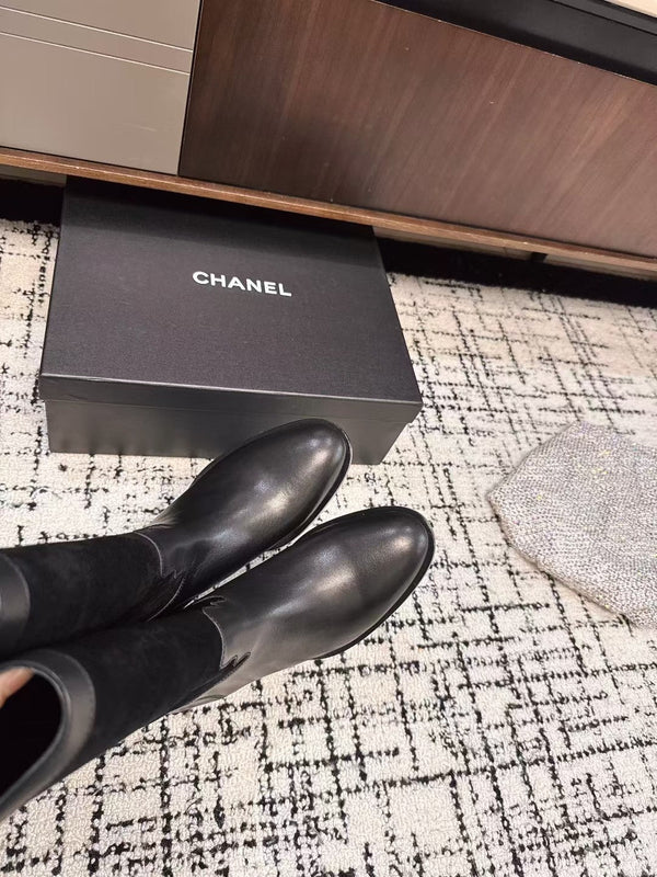 Chanel 25A Winter New Hight Boots Black Cowhide 393518