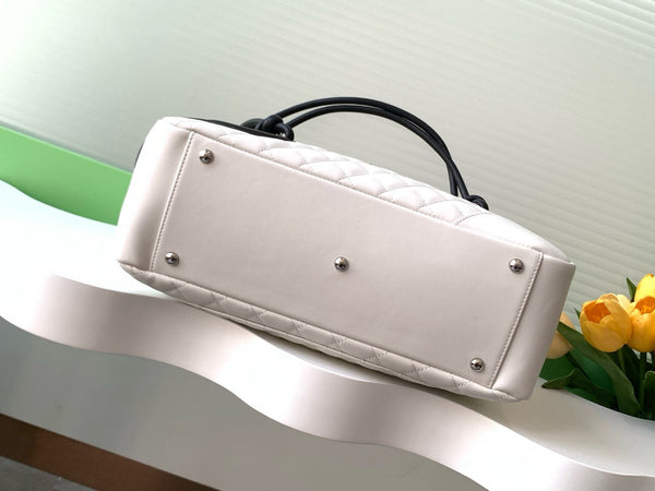 CC 2025 Cambon Bag White Black Lambskin 308109