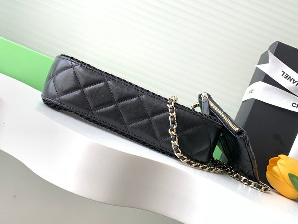 Borsa a tracolla nera rettangolare CC 25S con catena