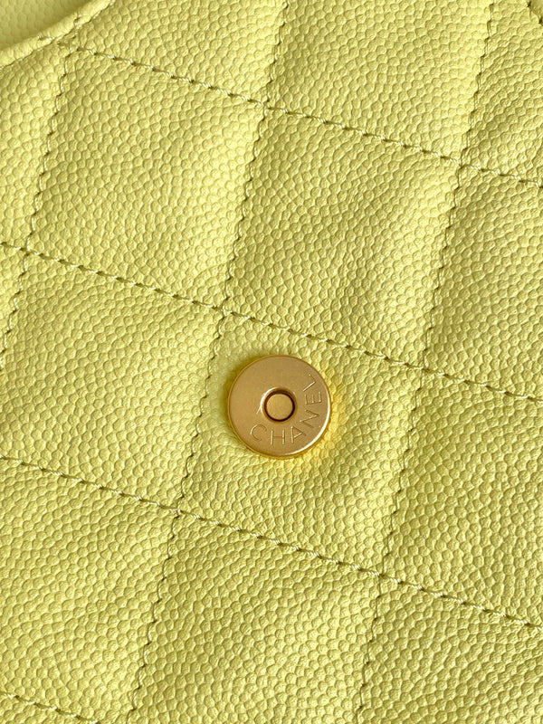 CC 25C Hobo Bags 40cm Lime Grained Calfskin