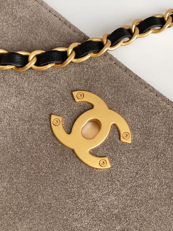 CC 25A Flap Bag 29cm Grey Suede Black Calfskin