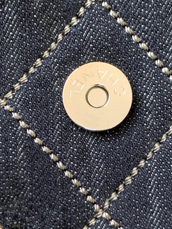 Chanel 25 Bag Navy Blue 40cm Denim Fabric 289495