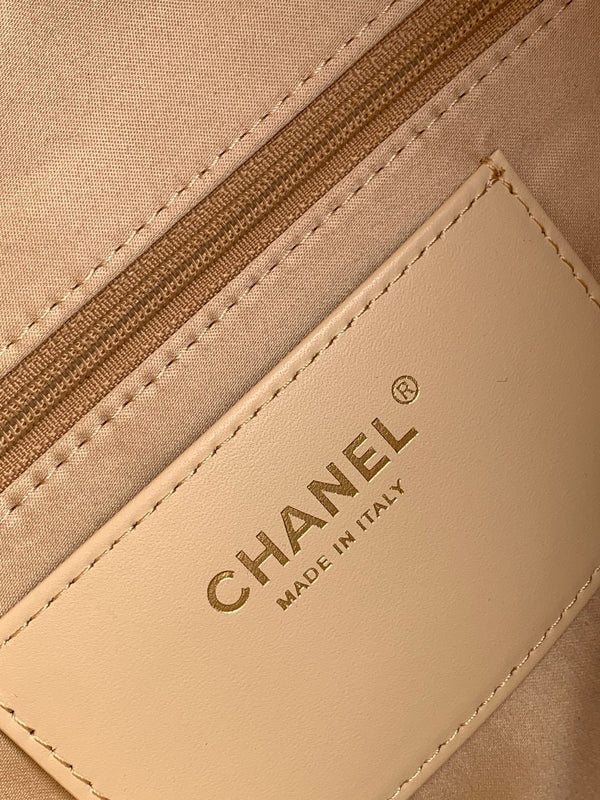 CC 2025 Hobo Bag 45cm Beige Calfskin