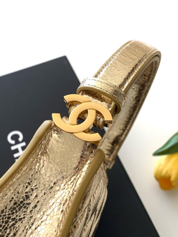 CC AS6045 Sac Hobo 22 cm Cuir de veau matelassé métallisé doré