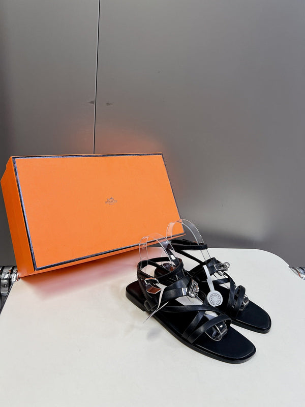 SANDALO JUNE IN PELLE DI VITELLO NERA