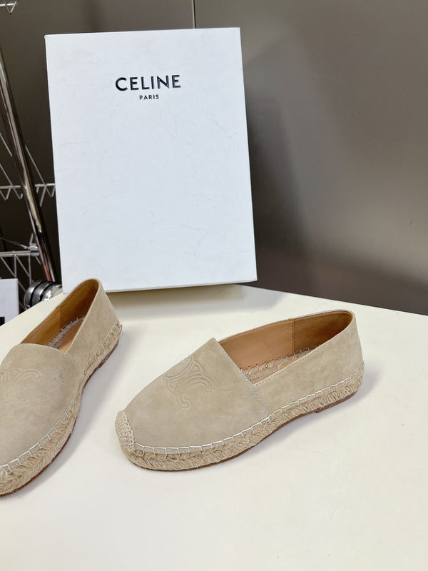LOAFER IN OAT TAN SUEDE AND WOVEN RAFFIA