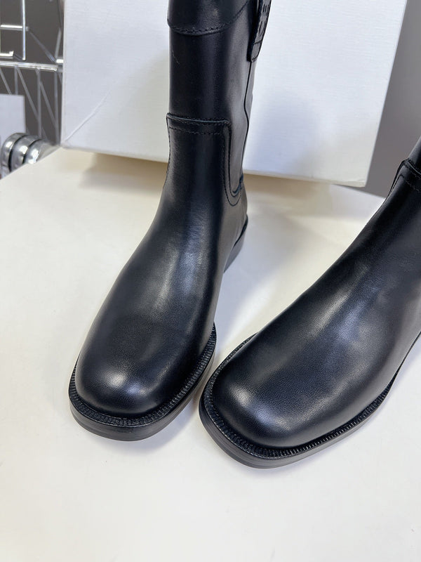 CELINE 25 cowboy boots black calfskin 434413