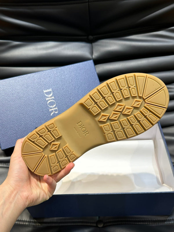 CD & TRAVIS SCOTT SNEAKER CREAM CALFSKIN