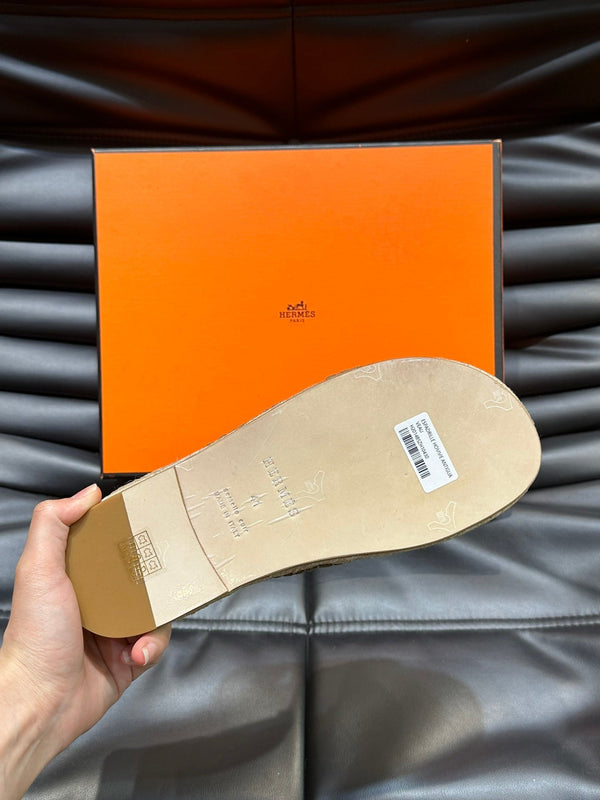 HM ANTIGUA ESPADRILLE SANDAL PEANUT SUEDE